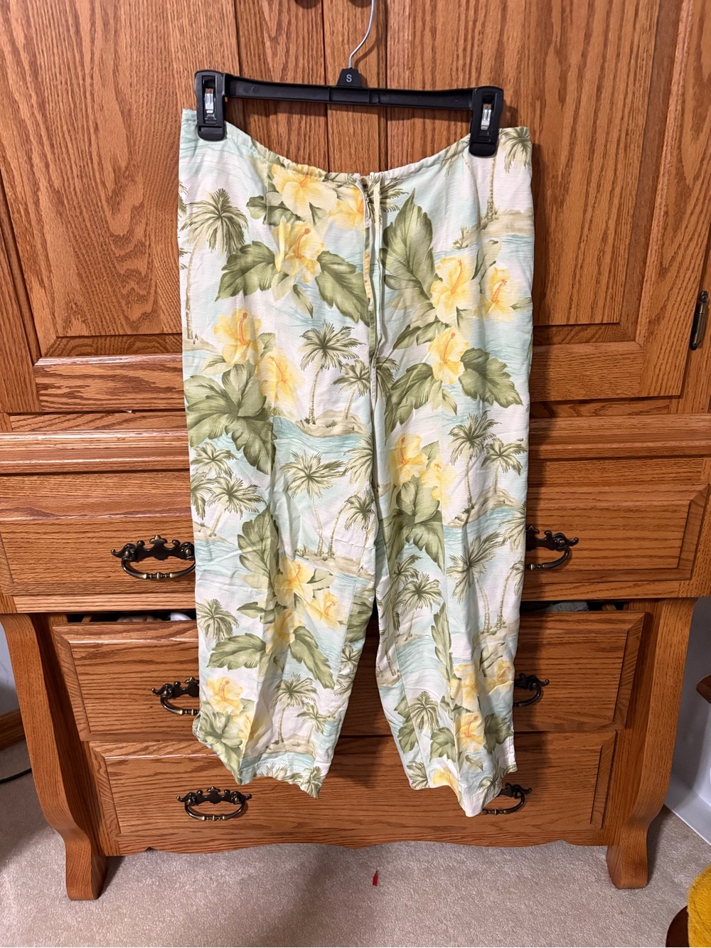 Tommy Bahama Women’s Tropical Floral Silk Capris - Yellow & Green